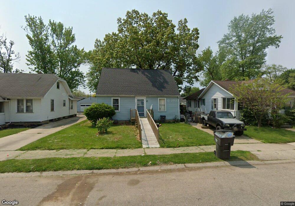 321 W Hubbard Ave, Elkhart, IN 46516 - photo 1