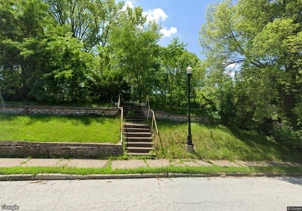 111 E 7th St, Davenport, IA 52803 - photo 1