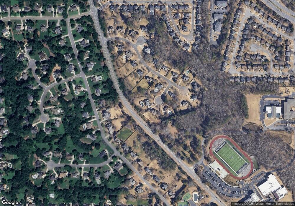 7010 Broughton Ln, Roswell, GA 30075 - photo 1