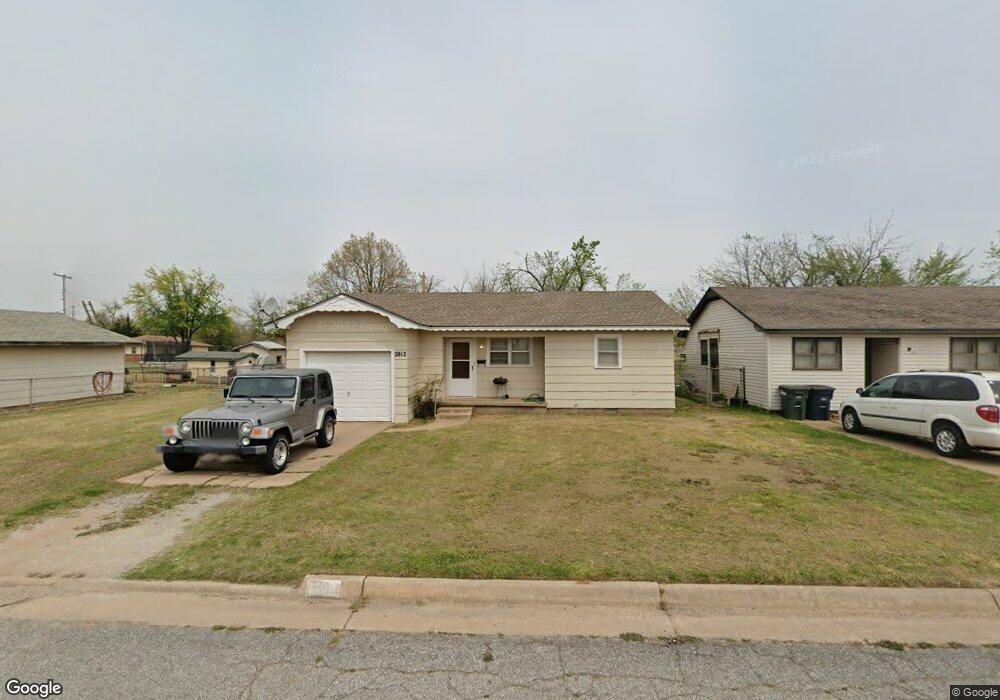 2812 E Elm Ave, Enid, OK 73701 - photo 1
