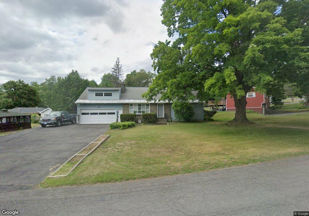 2 Dahlem Blvd, Schenectady, NY 12309 - photo 1