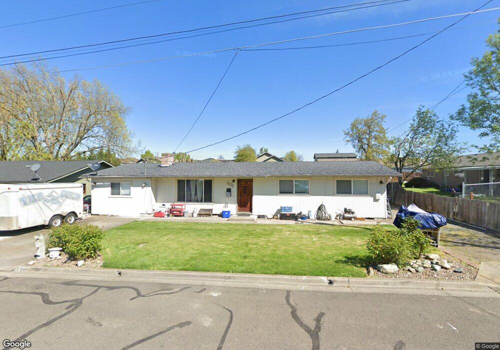 203 Victoria Way, Central Point, OR 97502 - photo 1