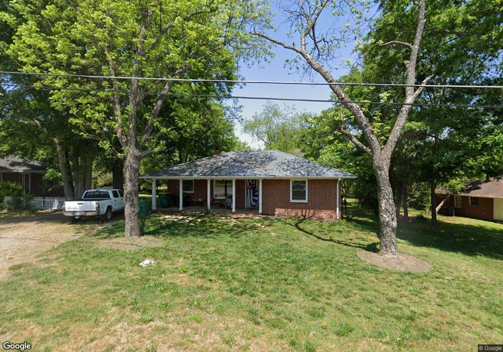 256 6th Ave, Winder, GA 30680 - photo 1