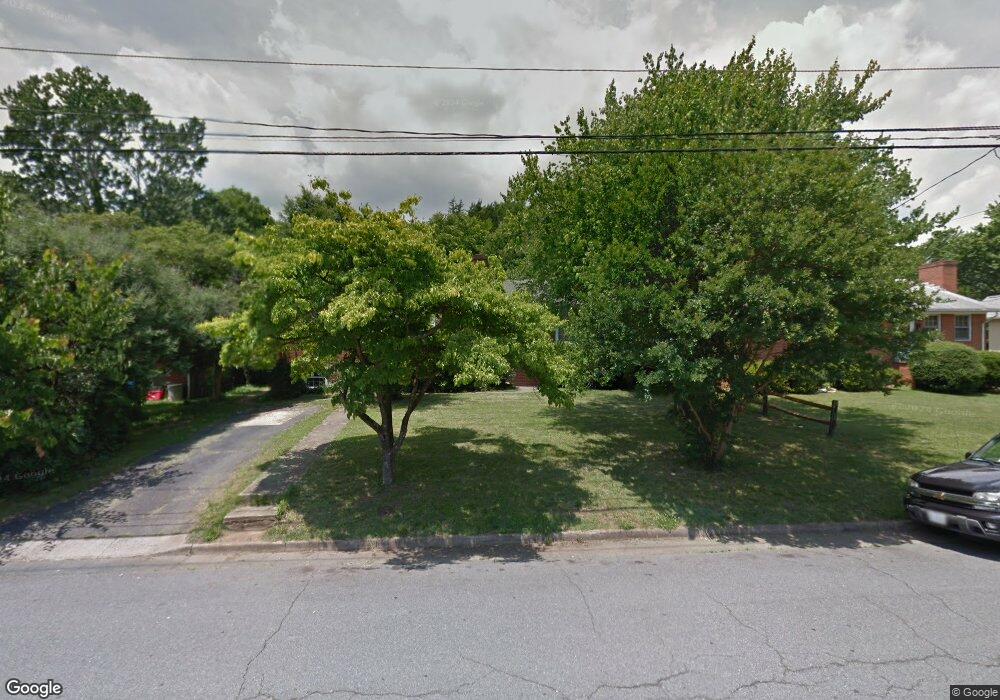 925 Saint Clair Ave unit B, Charlottesville, VA 22901 - photo 1