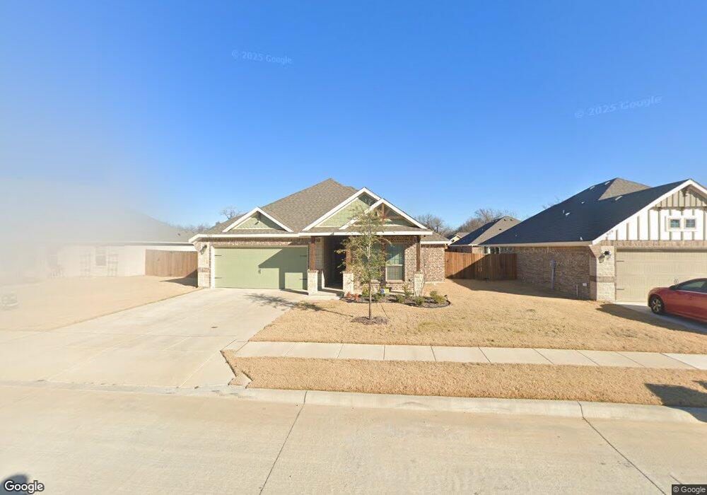 925 E 5th St, Springtown, TX 76082 - photo 1