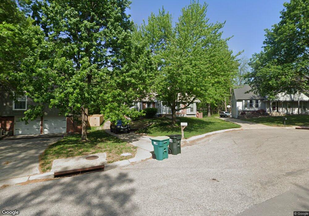 10204 Noland Rd, Lenexa, KS 66215 - photo 1