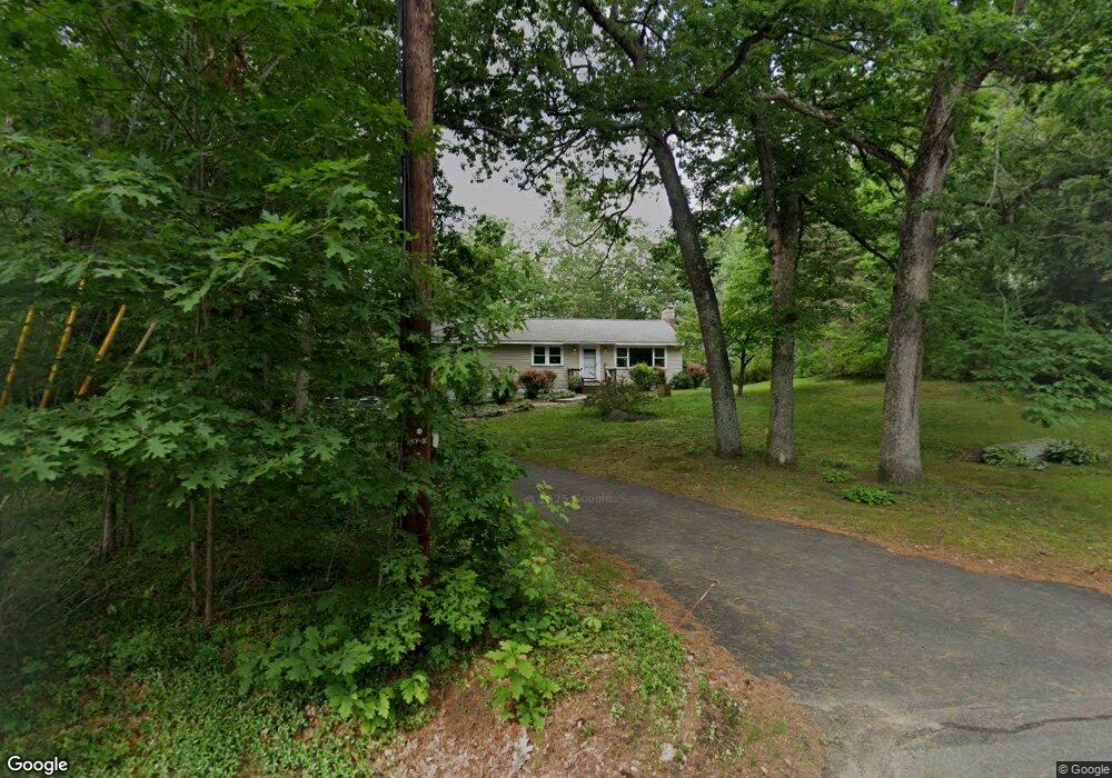 2 Oak Dr, Londonderry, NH 03053 - photo 1