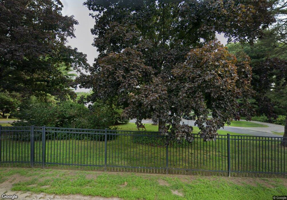 757 Hartford Ave W unit 2, Uxbridge, MA 01569 - photo 1