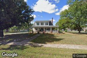 211 N 7th St, Arma, KS 66712