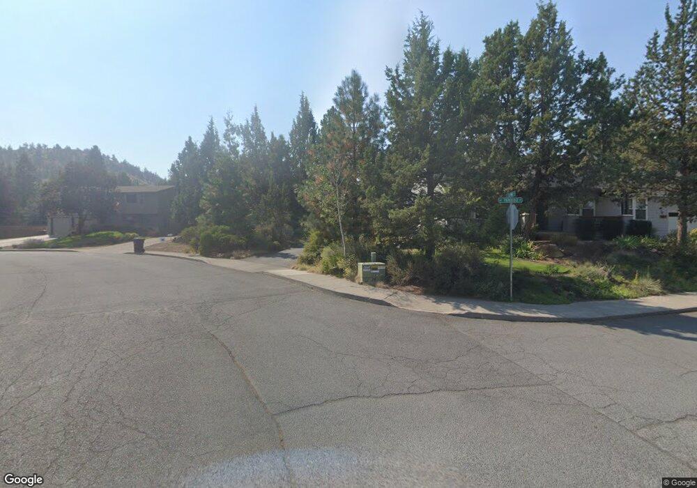 1640 NE Daphne Dr, Bend, OR 97701 - photo 1