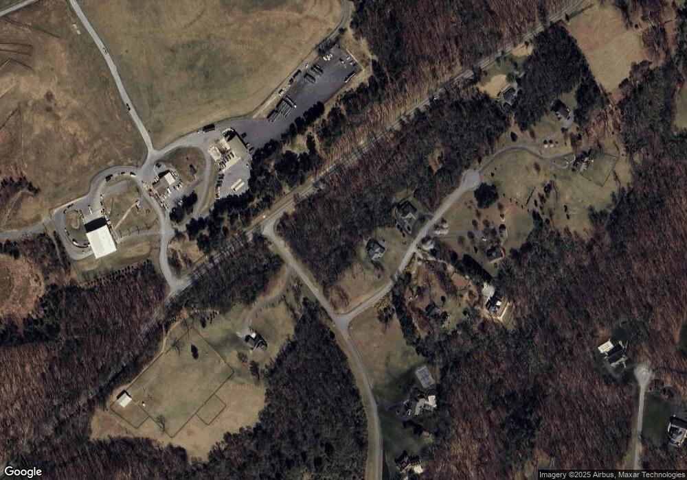 415 Labrador Ln, Charlottesville, VA 22903 - photo 1