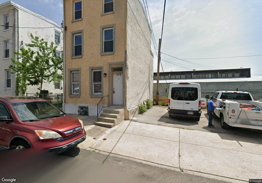 328 Green St, Norristown, PA 19401 - photo 1