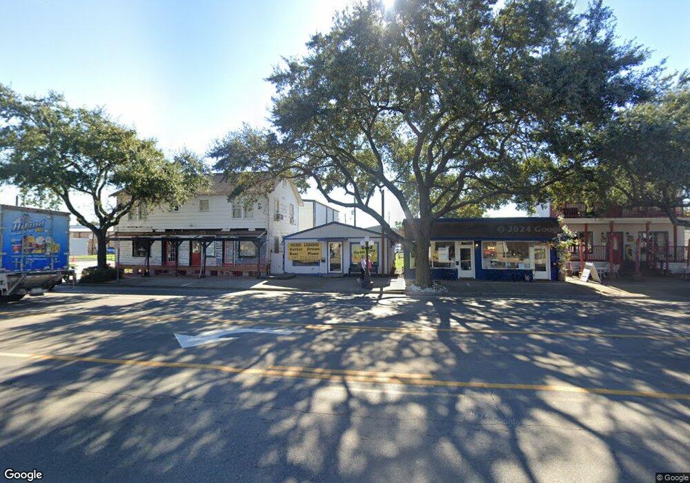 407 W Main St, Tomball, TX 77375 - photo 1