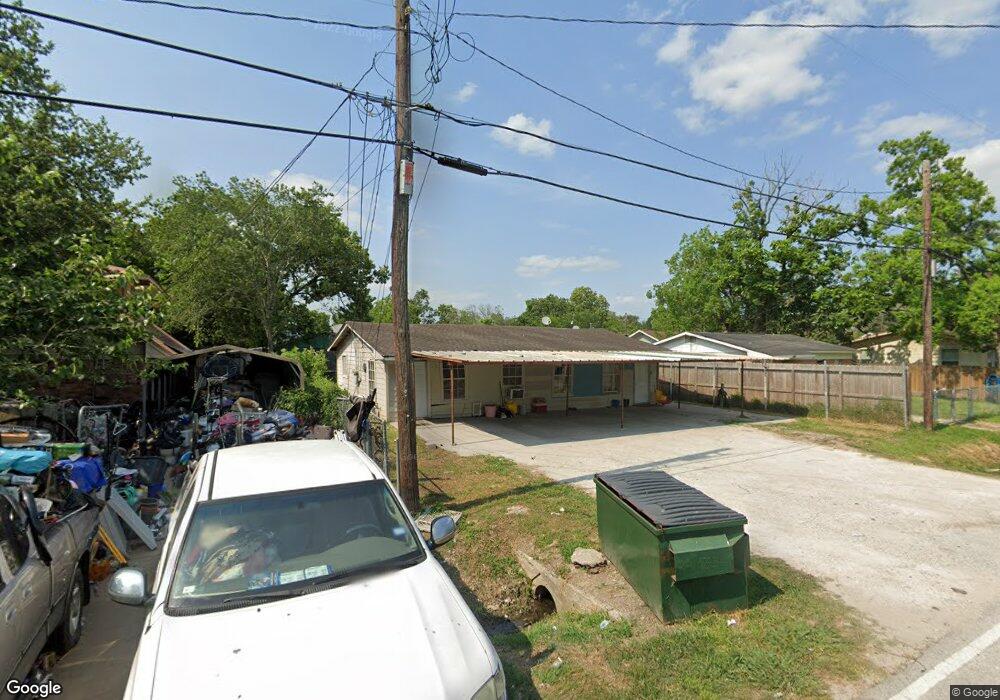 3809 Cedar Hill Ln, Houston, TX 77093 - photo 1