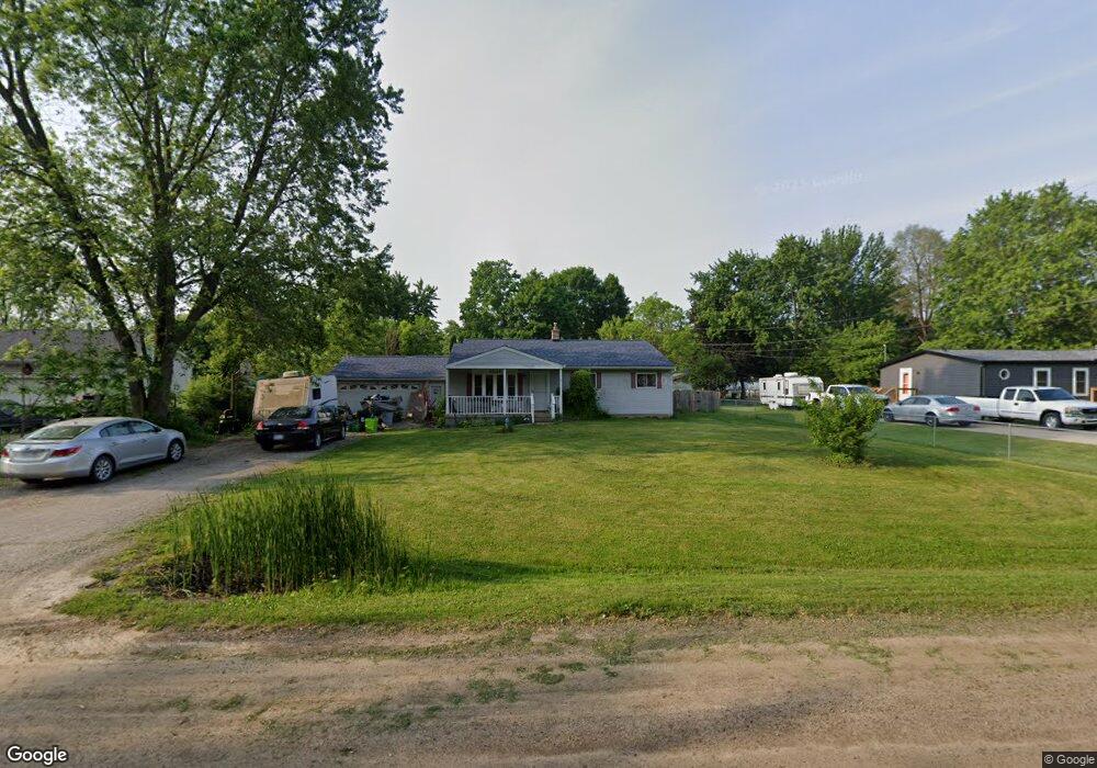 5122 Finlay Dr, Flint, MI 48506 - photo 1