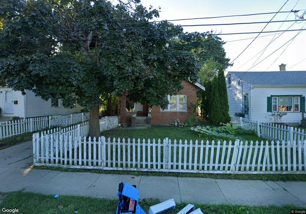 18 Keller Ave, Waukegan, IL 60085 - photo 1