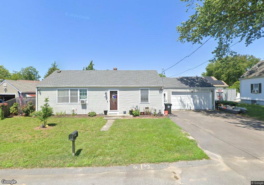 143 Metacomet Ave, Swansea, MA 02777 - photo 1