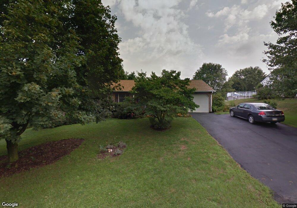 940 Daniel Dr, Stevens, PA 17578 - photo 1