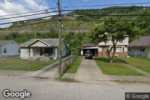 414 E McDonald Ave, Man, WV 25635
