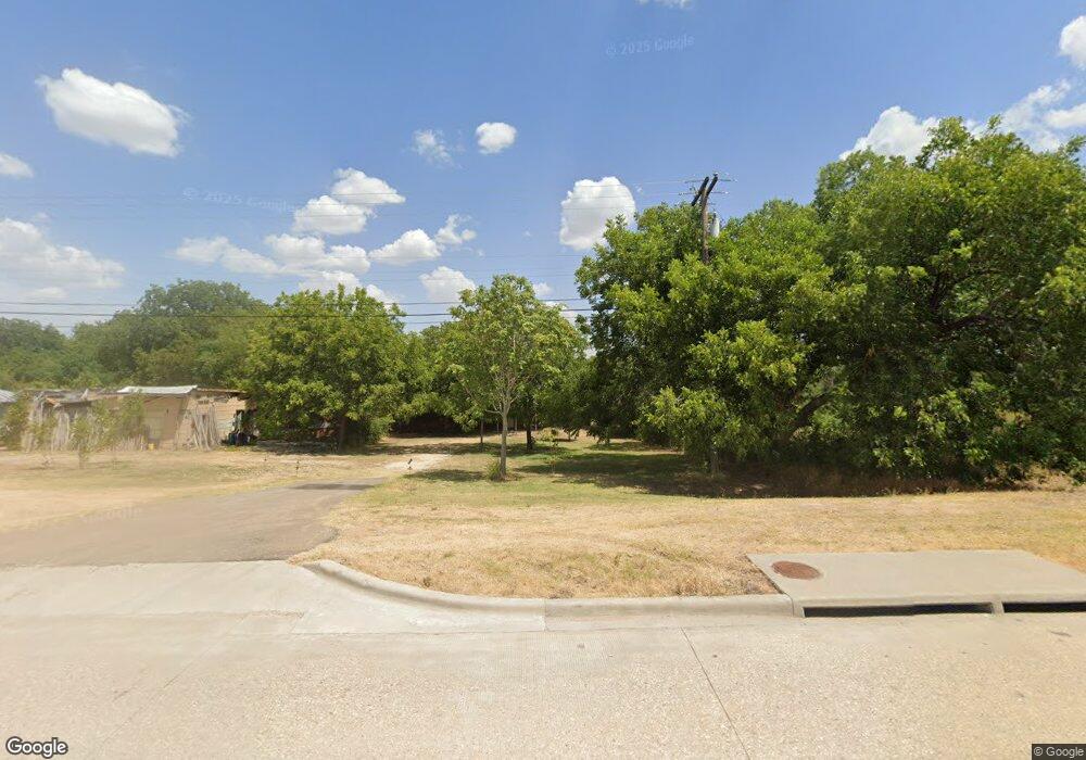 607 N Central Ave, Troy, TX 76579 - photo 1