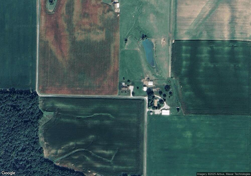 2244 Arcadia Rd, Jacksonville, IL 62650 - photo 1