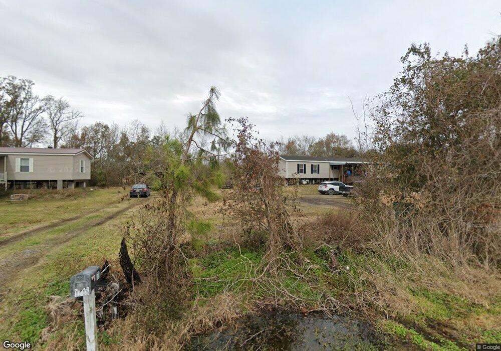 1718 Delcambre Rd, New Iberia, LA 70560 - photo 1