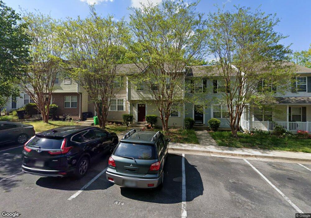 6830 Amber Hill Ct, District Heights, MD 20747 - photo 1