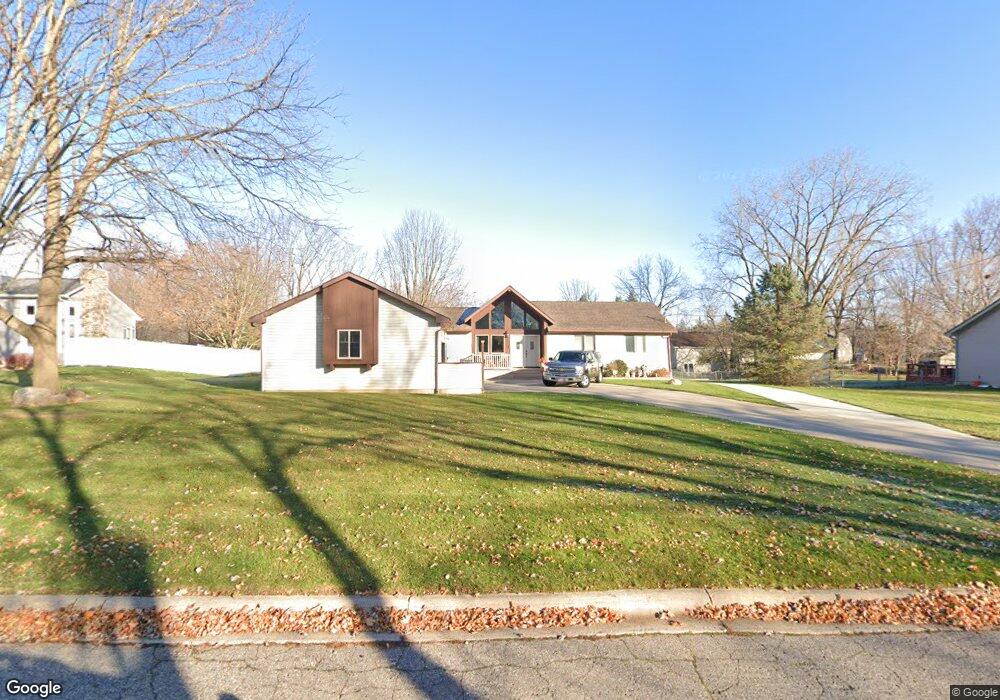 1264 Woodnoll Dr, Flint, MI 48507 - photo 1