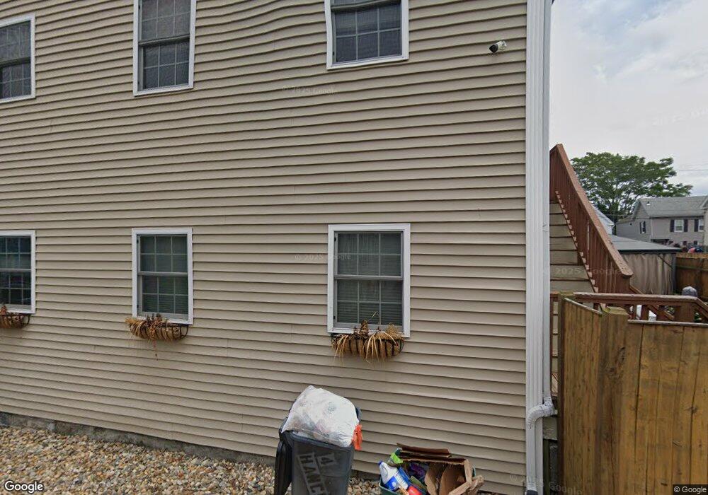 4 Hancock St unit 1B, Peabody, MA 01960 - photo 1