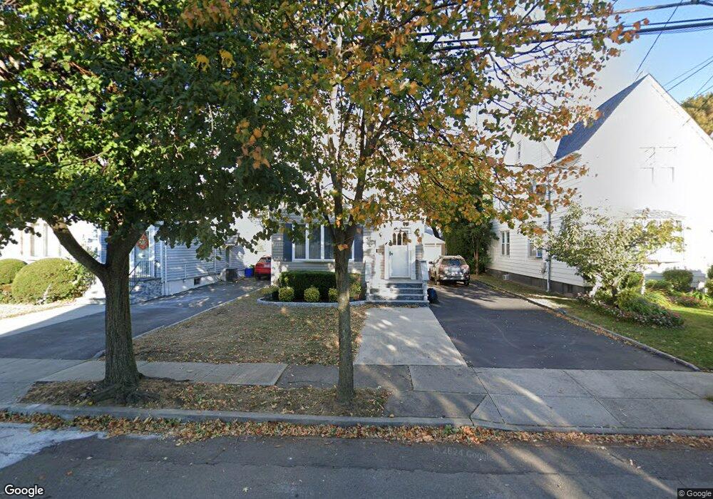 29 Jackson Rd, Valley Stream, NY 11581 - photo 1