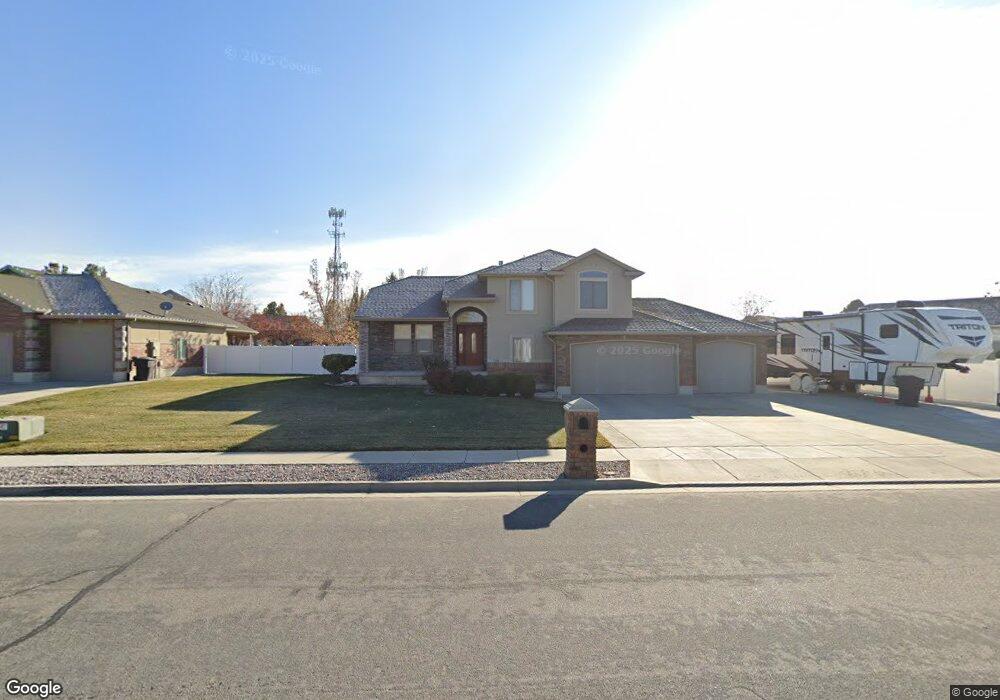 1124 N 2220 W unit 29, Clearfield, UT 84015 - photo 1