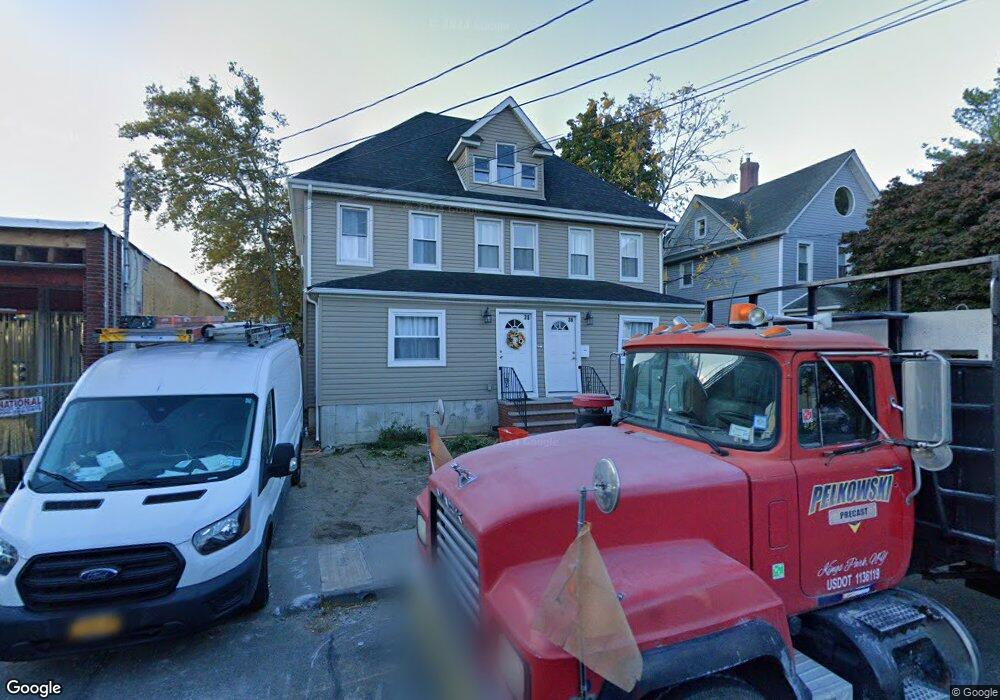 38 Lincoln Place, Lynbrook, NY 11563 - photo 1