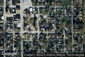 109 S Howard St, Newman, IL 61942