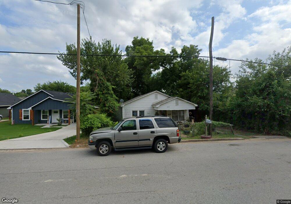 628 W Coffin St, Denison, TX 75020 - photo 1