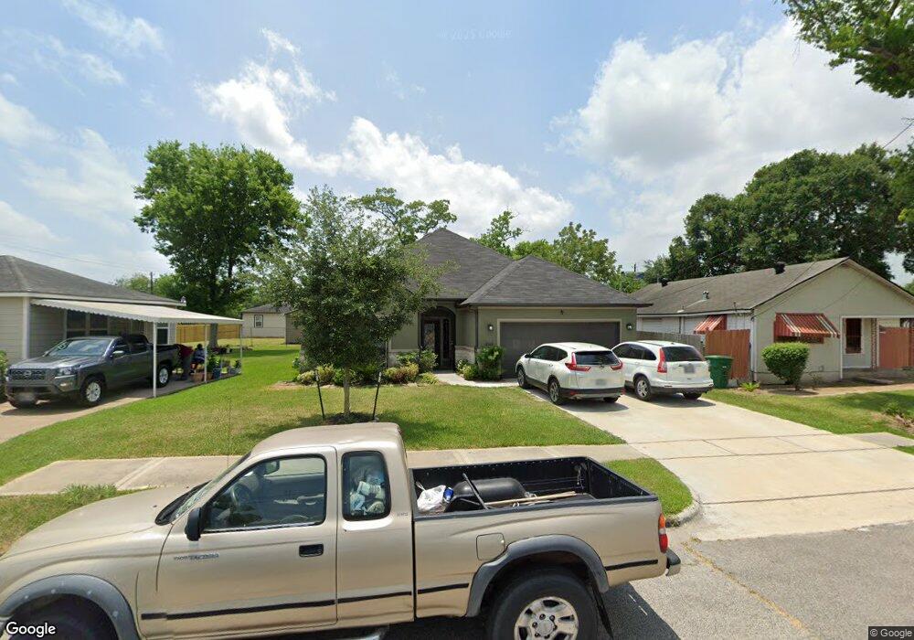 4744 Bricker St, Houston, TX 77033 - photo 1