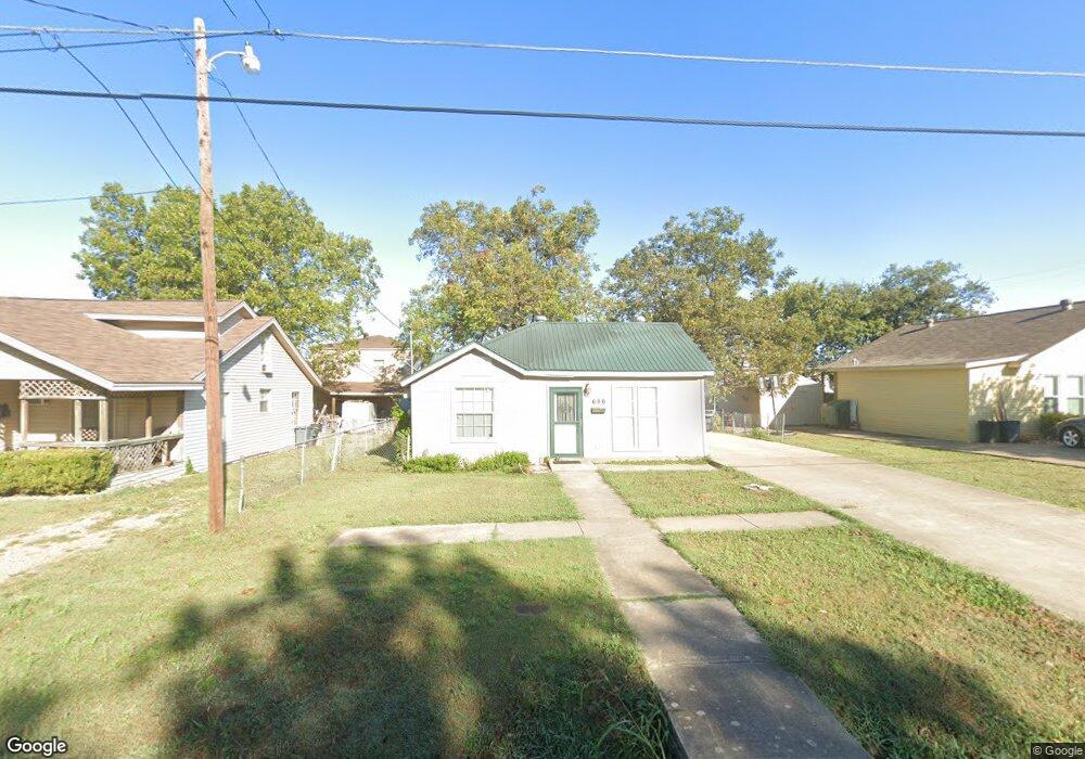 606 E Brown St, Ennis, TX 75119 - photo 1