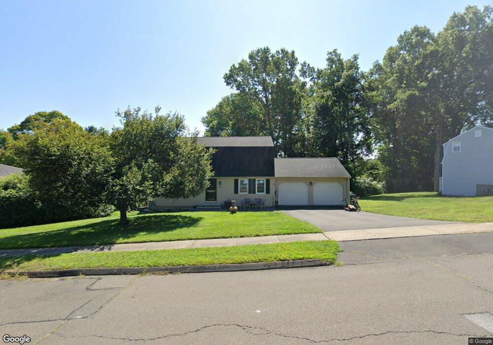 81 Ridgewood Ln, Berlin, CT 06037 - photo 1