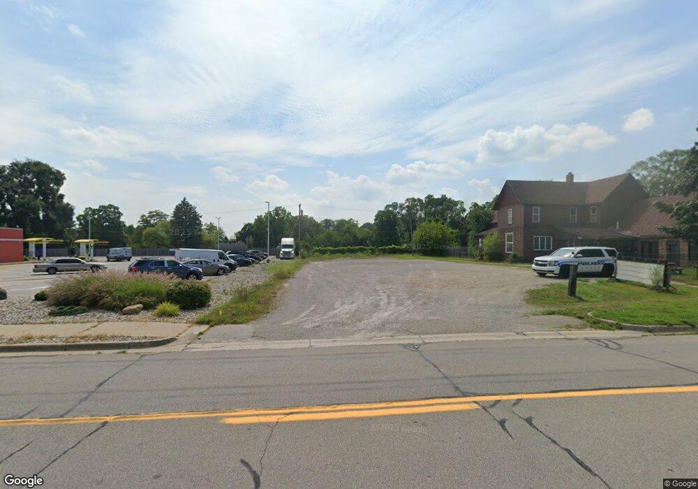 957 W Huron Ave, Vassar, MI 48768 - photo 1