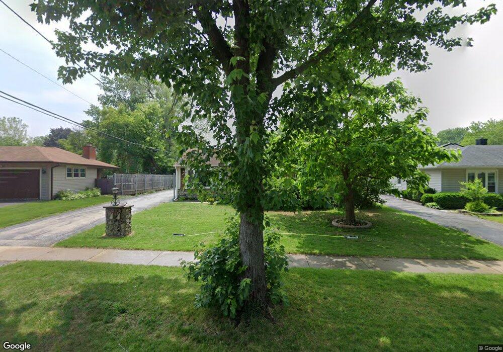 2903 Martin Ln, Rolling Meadows, IL 60008 - photo 1