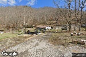 137 Sawmill Rd, Topmost, KY 41862