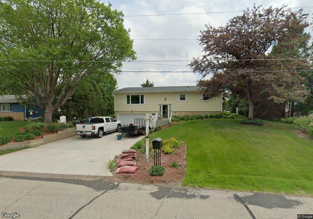 2356 Blue Grass Ln, Fitchburg, WI 53711 - photo 1