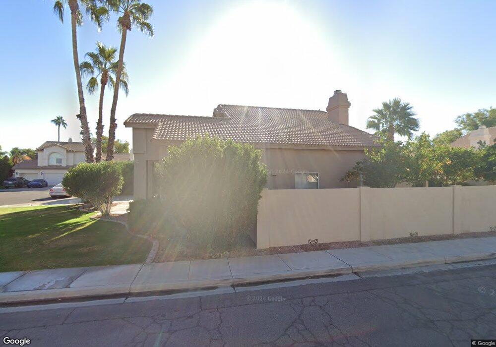 2201 E Beachcomber Dr, Gilbert, AZ 85234 - photo 1