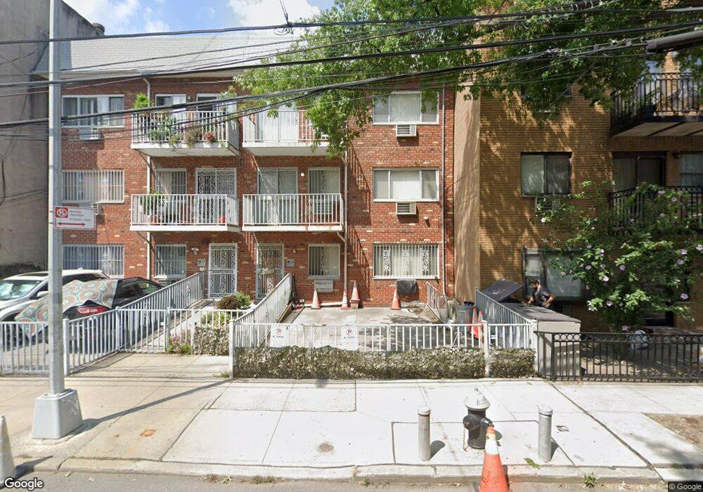 2514 36th St, Astoria, NY 11103 - photo 1