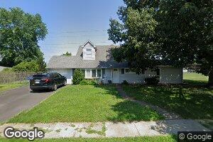 175 Junewood Dr, Levittown, PA 19055