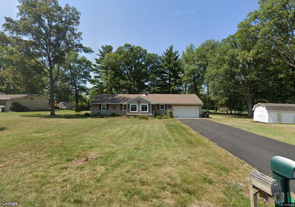 3278 Crestview Dr, Lima, OH 45801 - photo 1