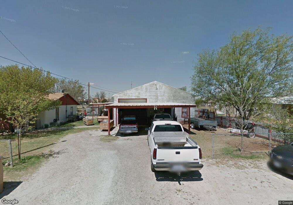2409 Wilson St, Plainview, TX 79072 - photo 1