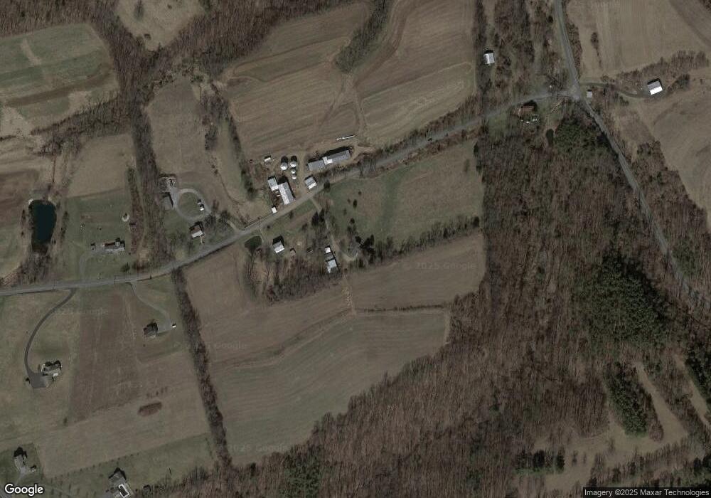 201 Homestead Rd, Newport, PA 17074 - photo 1