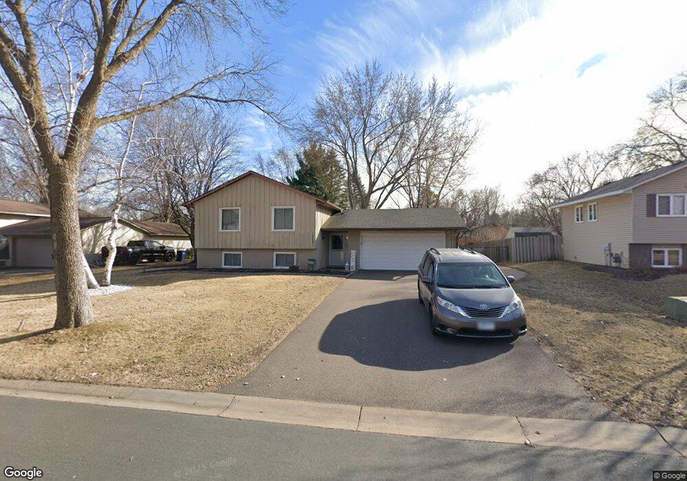 10081 103rd Place N, Maple Grove, MN 55369 - photo 1