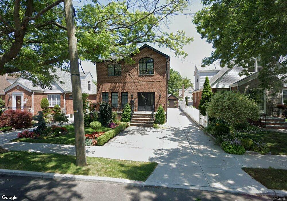 335 148th St, Whitestone, NY 11357 - photo 1