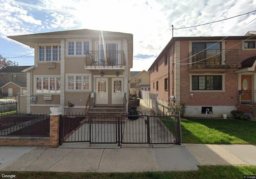 17722 119th Rd, Jamaica, NY 11434 - photo 1